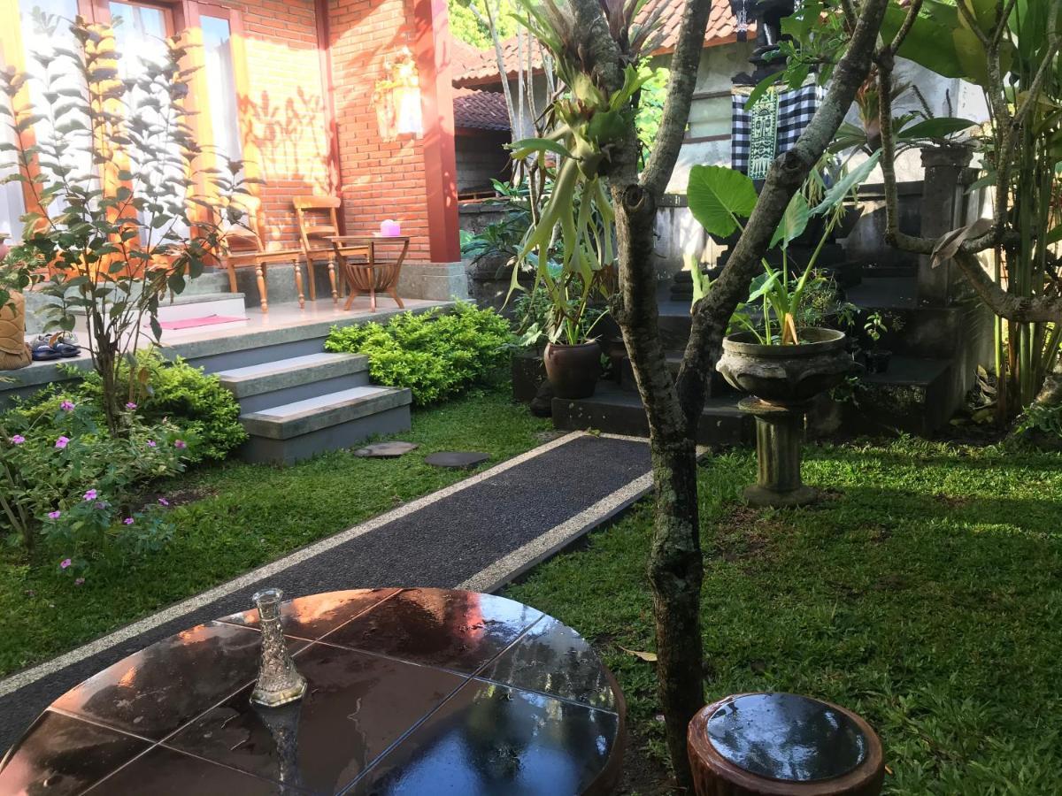 Semara Teges House Apartamento Ubud Exterior foto